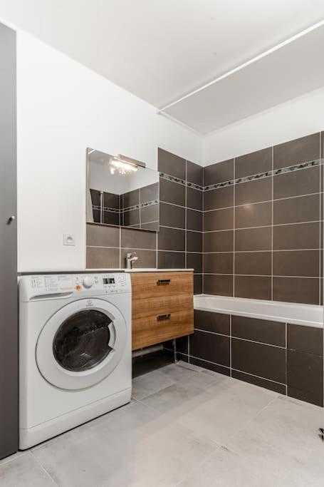 Appartement Moderne - Disneyland & Val D'Europe シェシー エクステリア 写真